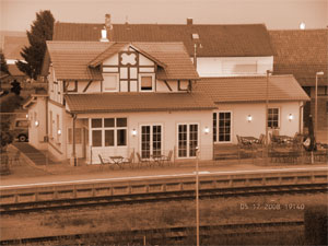 bahnhof sepia